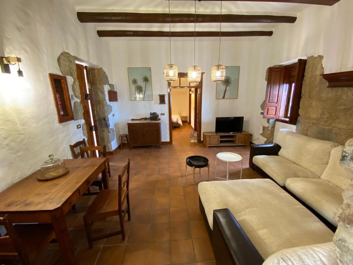 Гостевой дом Casa Rural El Drago Мойя Экстерьер фото