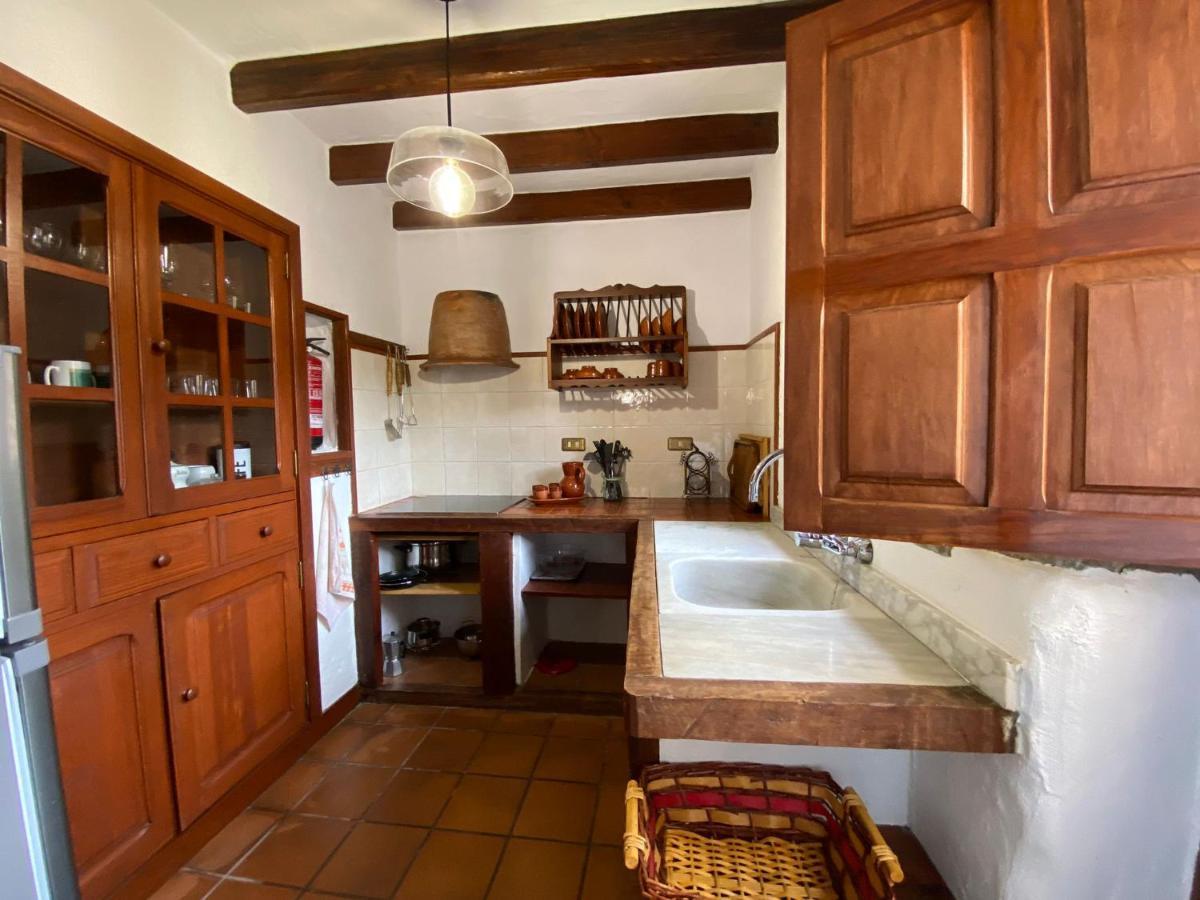 Гостевой дом Casa Rural El Drago Мойя Экстерьер фото